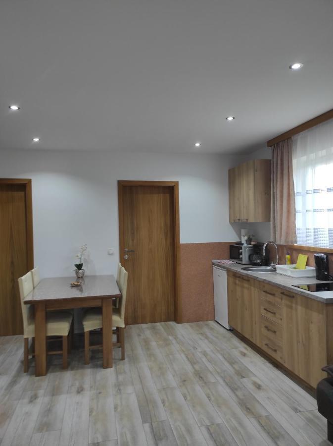 Apartman Jakov 拉科维察 外观 照片