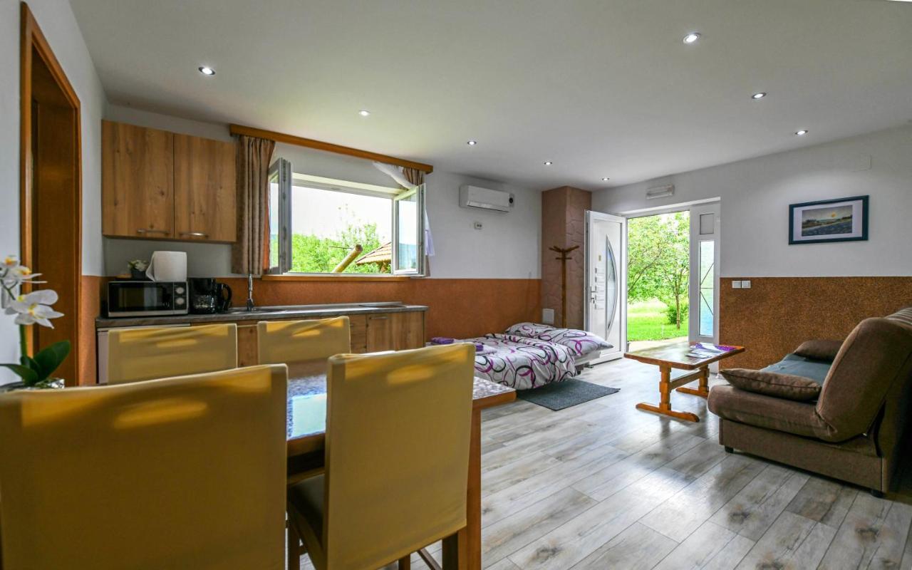 Apartman Jakov 拉科维察 外观 照片