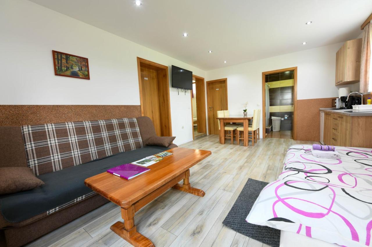 Apartman Jakov 拉科维察 外观 照片
